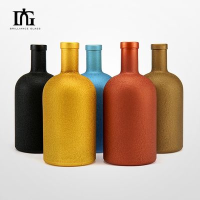 Botella de vidrio de 500 ml con corcho y tapa de tornillo para aceite de oliva licores de ginebra vodka líquido de venta