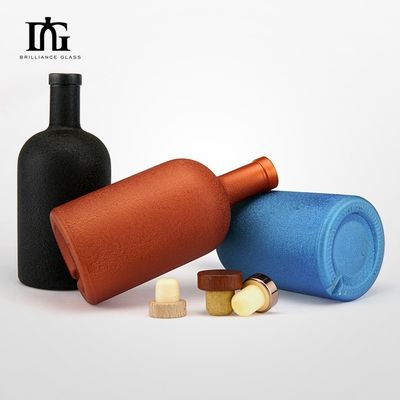 Botella de vidrio de 500 ml con corcho y tapa de tornillo para aceite de oliva licores de ginebra vodka líquido de venta