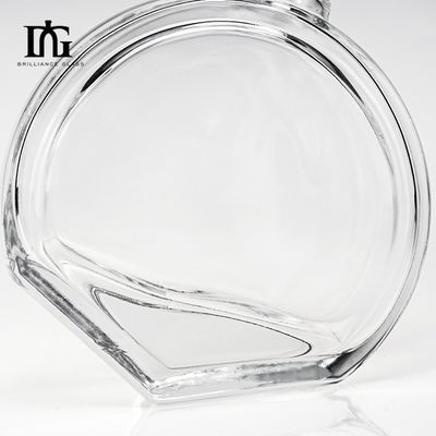 Botella especial de vidrio transparente de 50 cl con grabado para vodka whisky ginebra ron aceptable OEM / ODM