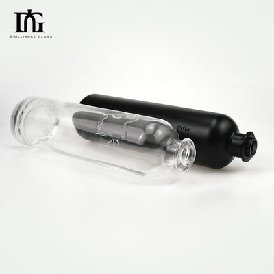 OEM/ODM aceptable Botella de vidrio de vodka de 750 ml con tapa de metal y tapa de tornillo de corcho