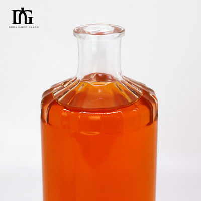 Disponible libremente Botellas de vidrio transparente de 500 ml con tapones de corcho y fondo grueso