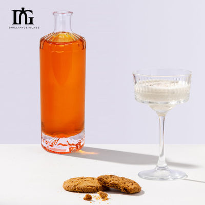 Disponible libremente Botellas de vidrio transparente de 500 ml con tapones de corcho y fondo grueso