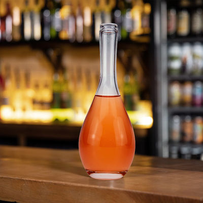 500ml/700ml/750ml Fin Personalizable Esbelto Cuello Largo Champagne Vodka Botella de vidrio de vino