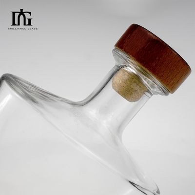 Logotipo Botella de vidrio 500ml 700ml 750ml Capacidad tapones de corcho de cuello alto para whisky de lujo vodka bebidas espirituosas