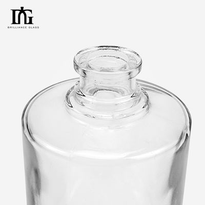 Collar de vidrio 500 ml de vidrio circular transparente y vacío de cristal de sílex, licor de vino, whisky y vodka, botella con tapa de corcho sellada