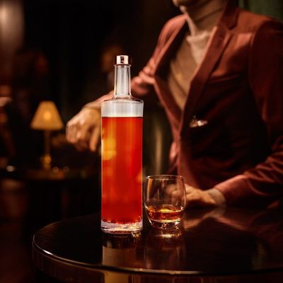 Grabación de botellas de vidrio redondas clásicas vacías de 500 ml personalizadas para licor