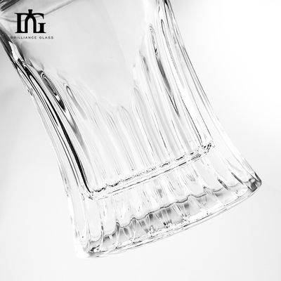 Logotipo personalizado Botella de whisky Bourbon Gin de 700 ml con diseño de botella de vidrio de vino elegante