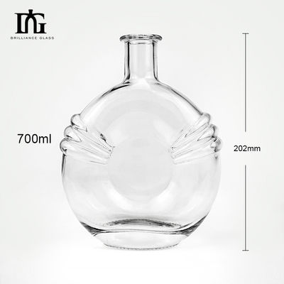 Liquores y bebidas 700 ml botella de vidrio de vino creativa transparente sellada con corcho