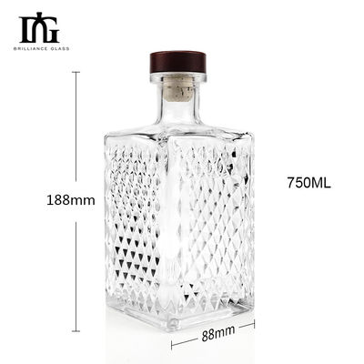Conjunto regalo de whisky de 500 ml y conjunto de vidrio grabado para una experiencia de bebida exclusiva