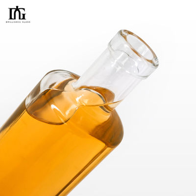 Liquor alcohólico Vodka Botella de vino de vidrio con sellado de corcho Tipo 500ml 700ml 750ml