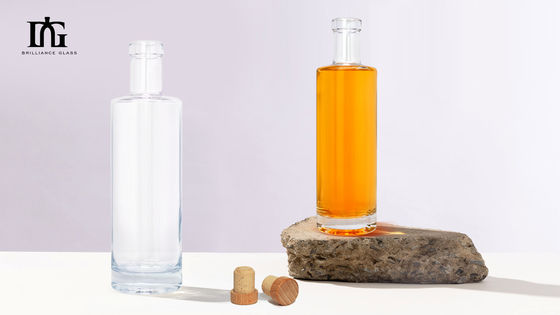 Liquor alcohólico Vodka Botella de vino de vidrio con sellado de corcho Tipo 500ml 700ml 750ml