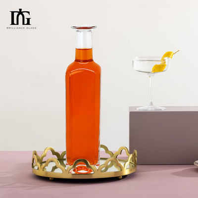 750 ml 1000 ml Whisky Rum Gin Tequila Botella de vidrio con tapones de corcho y diseño elegante