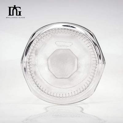 Diseño personalizado con tapa de corcho grabado Botella de vodka de vidrio de 500 ml para venta aceptable OEM / ODM