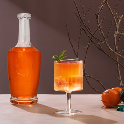 OEM/ODM aceptable Botella de licor vacía de vidrio de súper sílex de 750 ml para whisky Gin Vodka