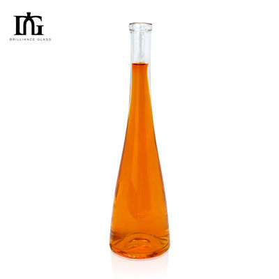 Botella de vidrio transparente de 500 ml con material blanco fino y material de vidrio de boca de seda