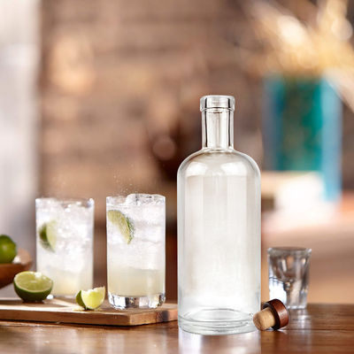 Botella de 375 ml 500 ml 750 ml 1000 ml de vidrio de vodka y ginebra con superficie grabada
