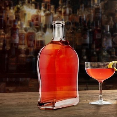 500 ml de vodka, ginebra, ron, botella de licor de vidrio con material de corcho, logotipo de vidrio aceptable