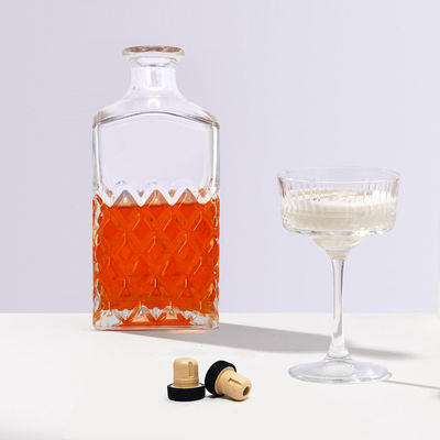 Material de la carrocería Vidrio de lujo Whiskey Conjunto con cristal libre de plomo decantador y vasos
