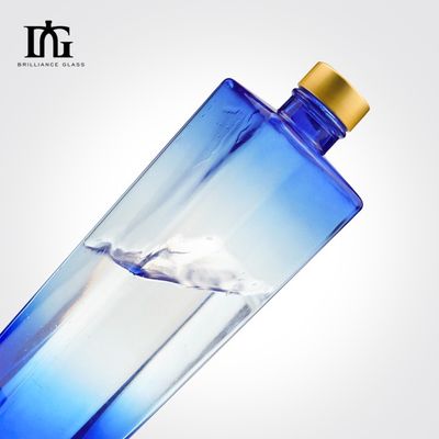 Licores y bebidas OEM/ODM aceptable Botella de vidrio pintada de 700 ml para whisky ron de brandy