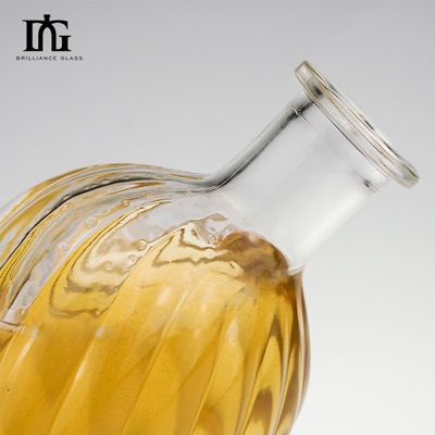 250 ml/500 ml/700 ml/750 ml Botella de vidrio para whisky y vodka