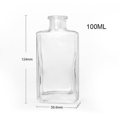 Botella de vidrio con tapa de tornillo de 700 ml para licores y bebidas