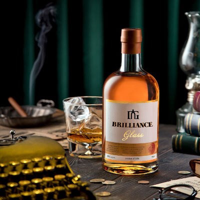 Confección personalizada 350 ml 500 ml Vodka Whisky Liquor Gin Rum Brandy 700 ml Botella de vidrio con estampado en caliente