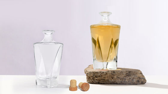 Botellas de licor de vidrio para vodka whisky ron ginebra brandy bajo MOQ 375ml 500ml 700ml 750ml