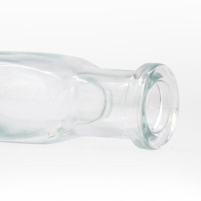 Botella de vidrio de 500 ml grabado para el final del ron Gin y licor de brandy en forma única