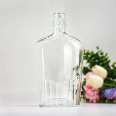 Botella de vidrio de 750 ml/1000 ml para bebidas alcohólicas Whisky Rum Gin Tequila Brandy Tapón de corcho grabado