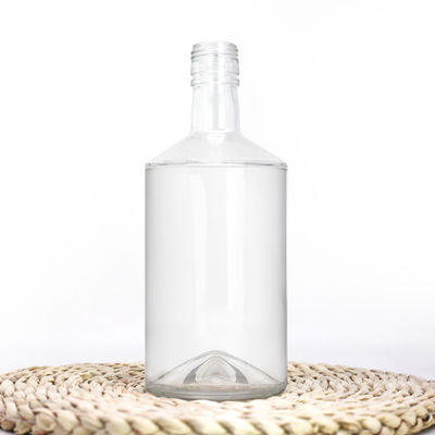 Botella de vidrio transparente y transparente para bebidas alcohólicas Tipo de sellado CORK OEM/ODM Aceptable 700 ml