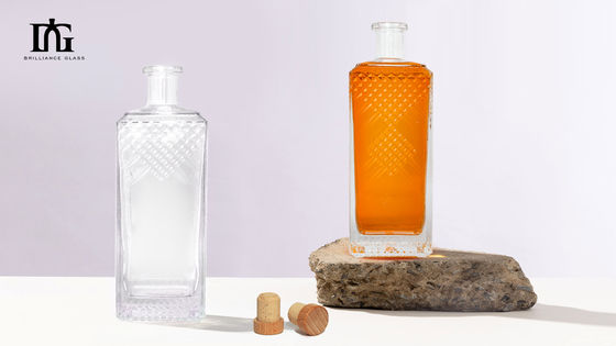 Tipo de sellado Corcho 700ml 375ml 500ml Botella de vidrio para whisky Liquor Vodka cuadrada