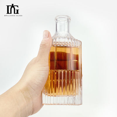 OEM/ODM aceptable Botella de licor de 750 ml clara con manipulación de impresión por pulverización