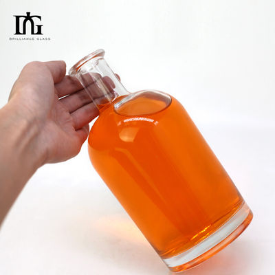 TJ028 750 ml Botella de vidrio de vodka transparente y licor de licor