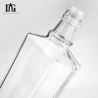 Capacidad de 500 ml/700 ml/1000 ml Botellas de vidrio de sílex para whisky de ron de ginebra